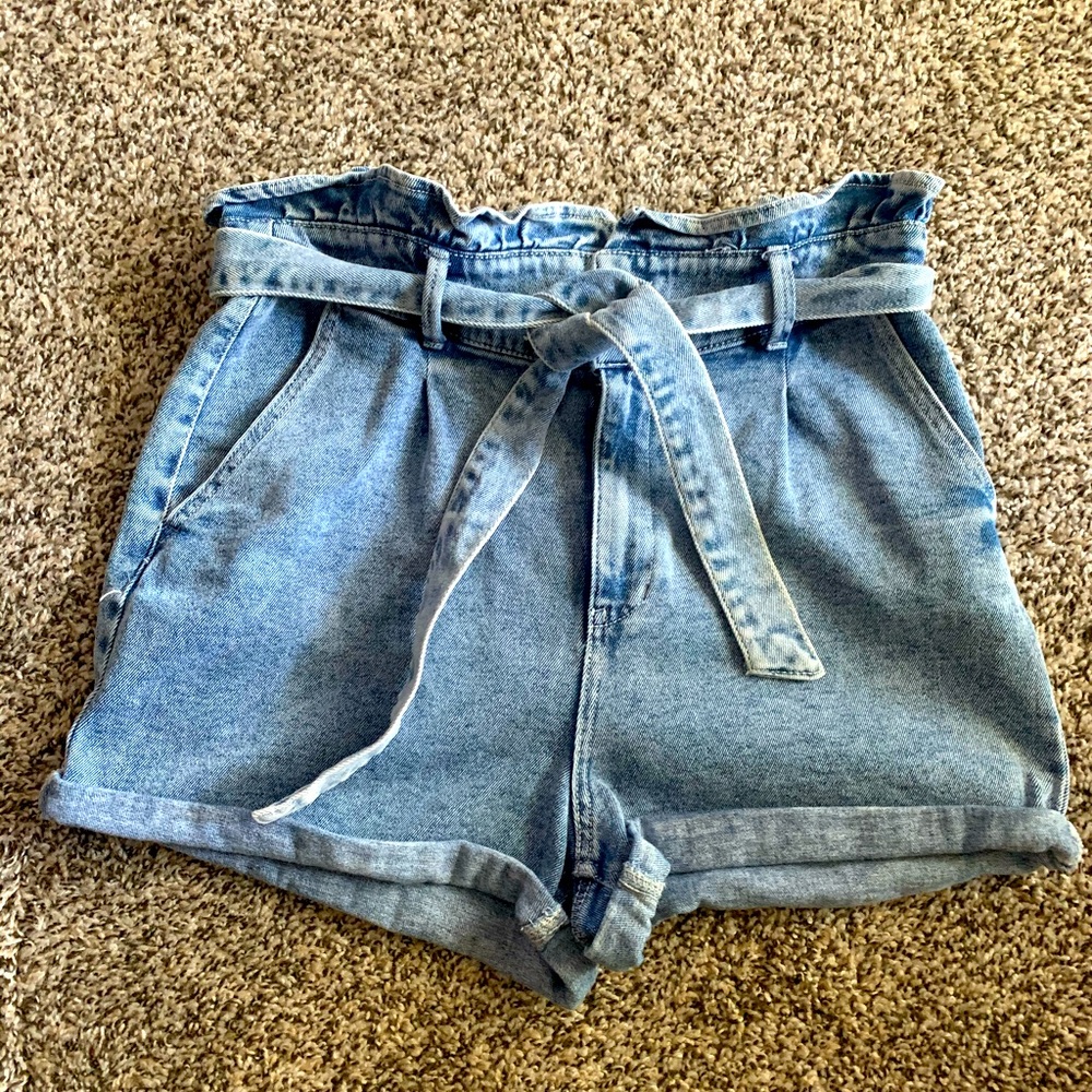 High Rise Paperbag shorts- Vintage Looking!